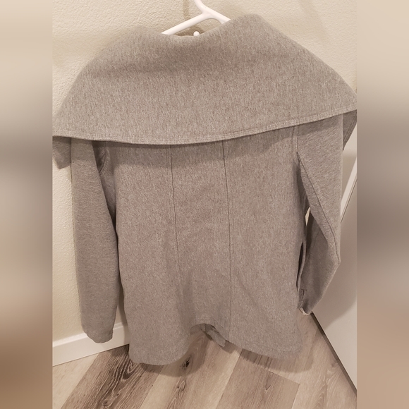 Lululemon High Neck Collared Coat Jacket size 8 - Picture 2 of 4